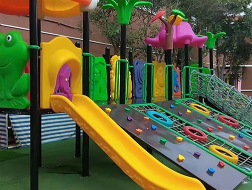 太原振鹏玩具公司玩幼儿园滑梯的益处和好的方法有什么？